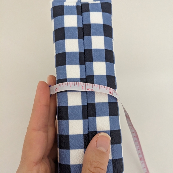 New? EXCELLENT Cond!! Kate Spade New York Blue And White Checkered Cosmetic Case - Picture 12 of 15